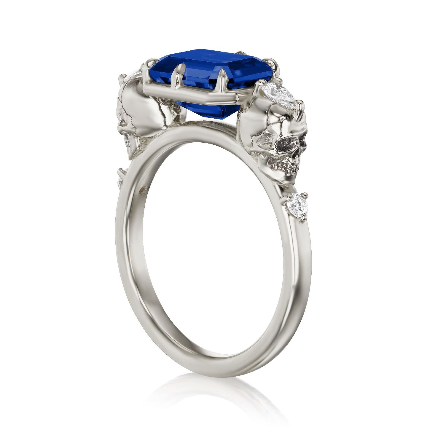 ・JULIET・Radiant Blue Sapphire, Skulls (3.1ctw)