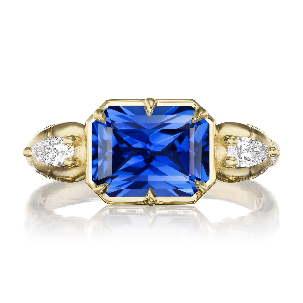 ・JULIET・Radiant Blue Sapphire, Skulls (3.1ctw)