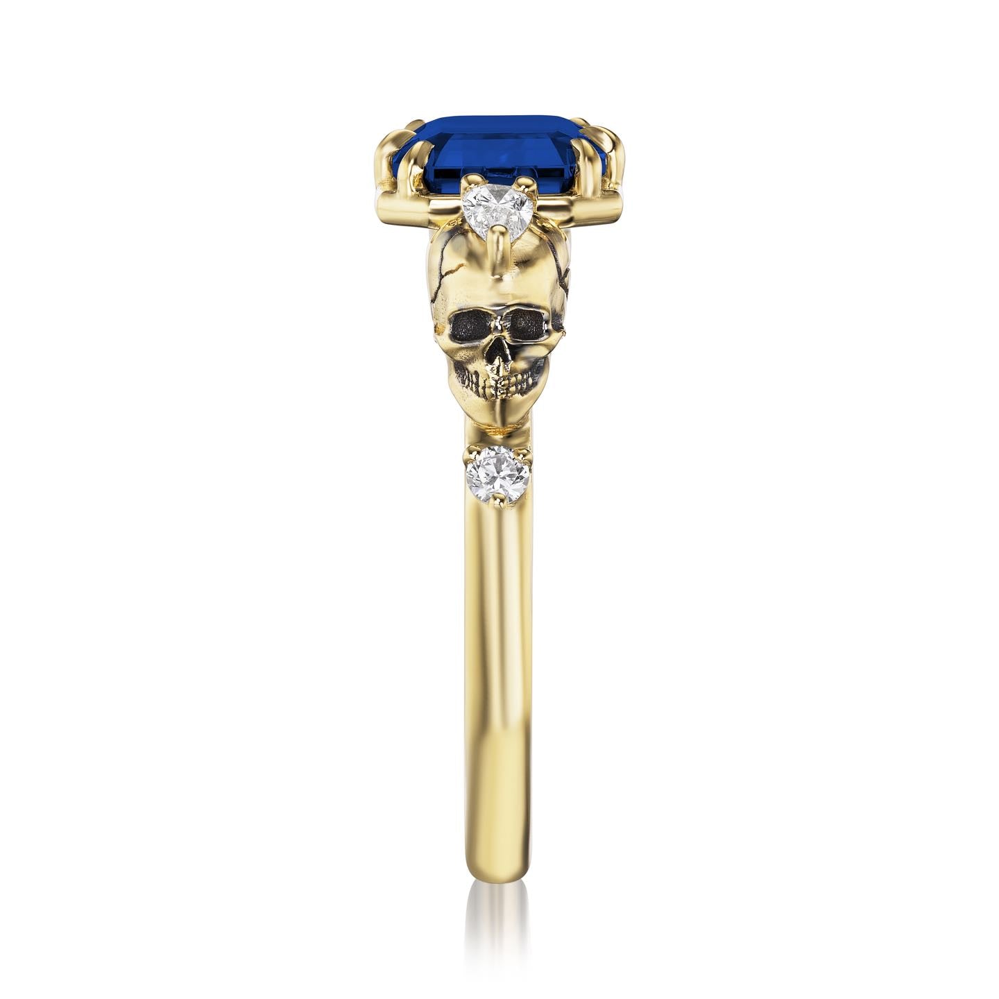 ・JULIET・Radiant Blue Sapphire, Skulls (3.1ctw)