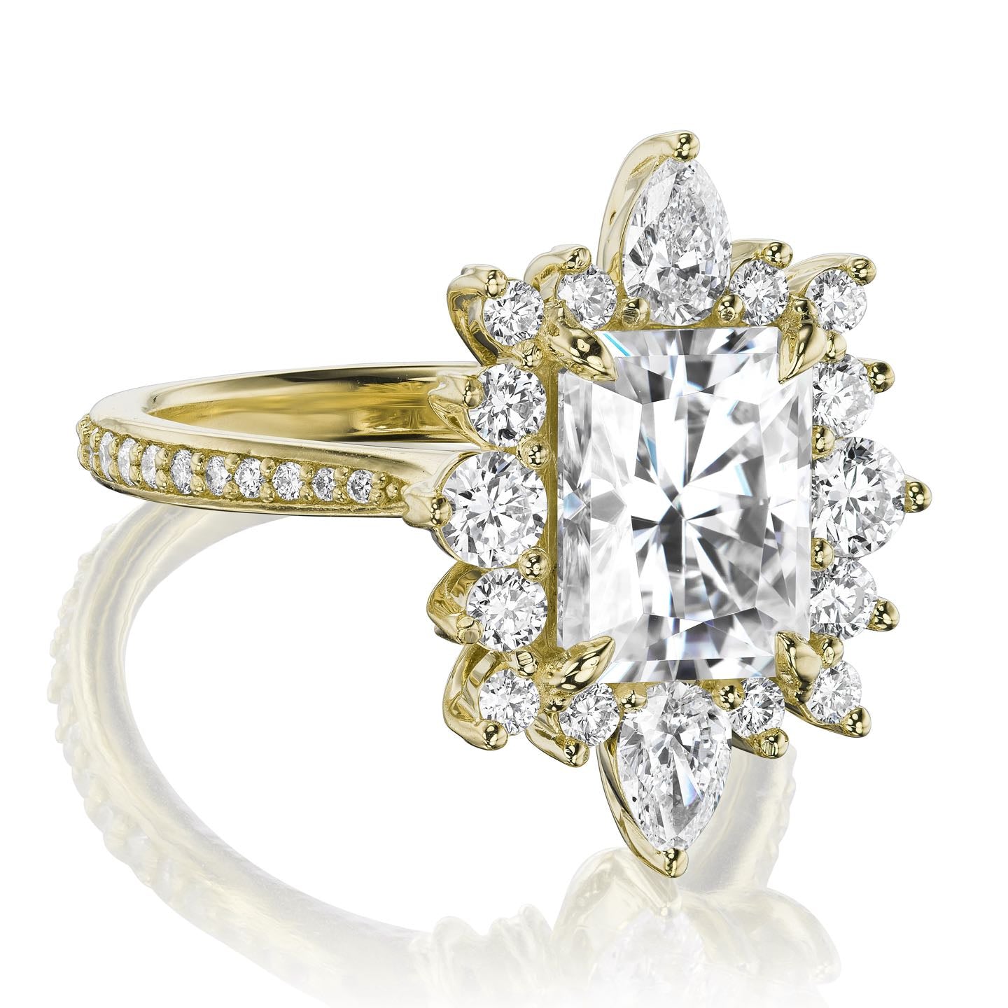 ・TALIA・Radiant Moissanite Center, Diamond Halo (3.55ctw+)