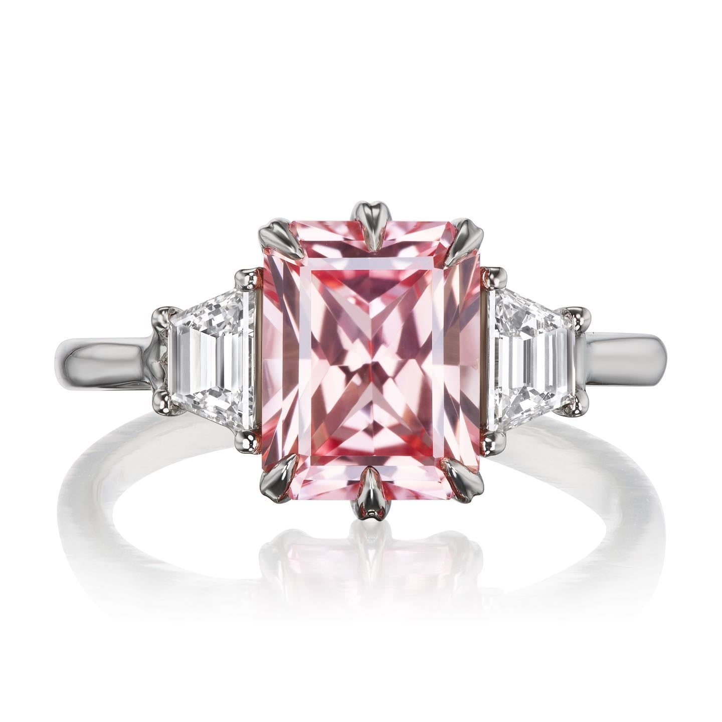 ・CORA・Radiant Peach Sapphire Center, Trapezoid Diamonds (3.40ctw)