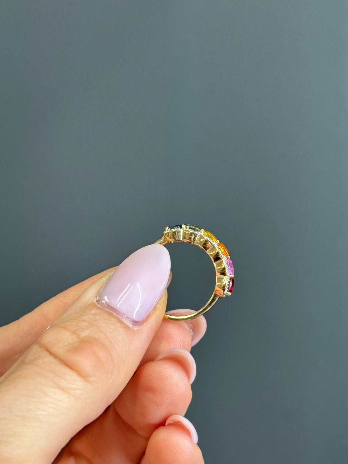 Estate 10k Yellow Gold & Natural Multi-Colored Sapphires and Diamond Puffy Ring