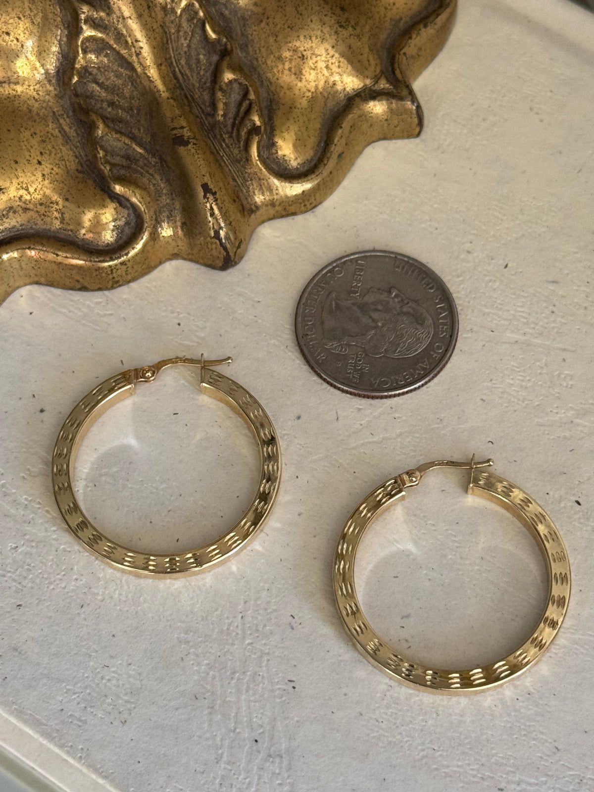 Vintage 14k Yellow Gold Hammered Hoop Earrings