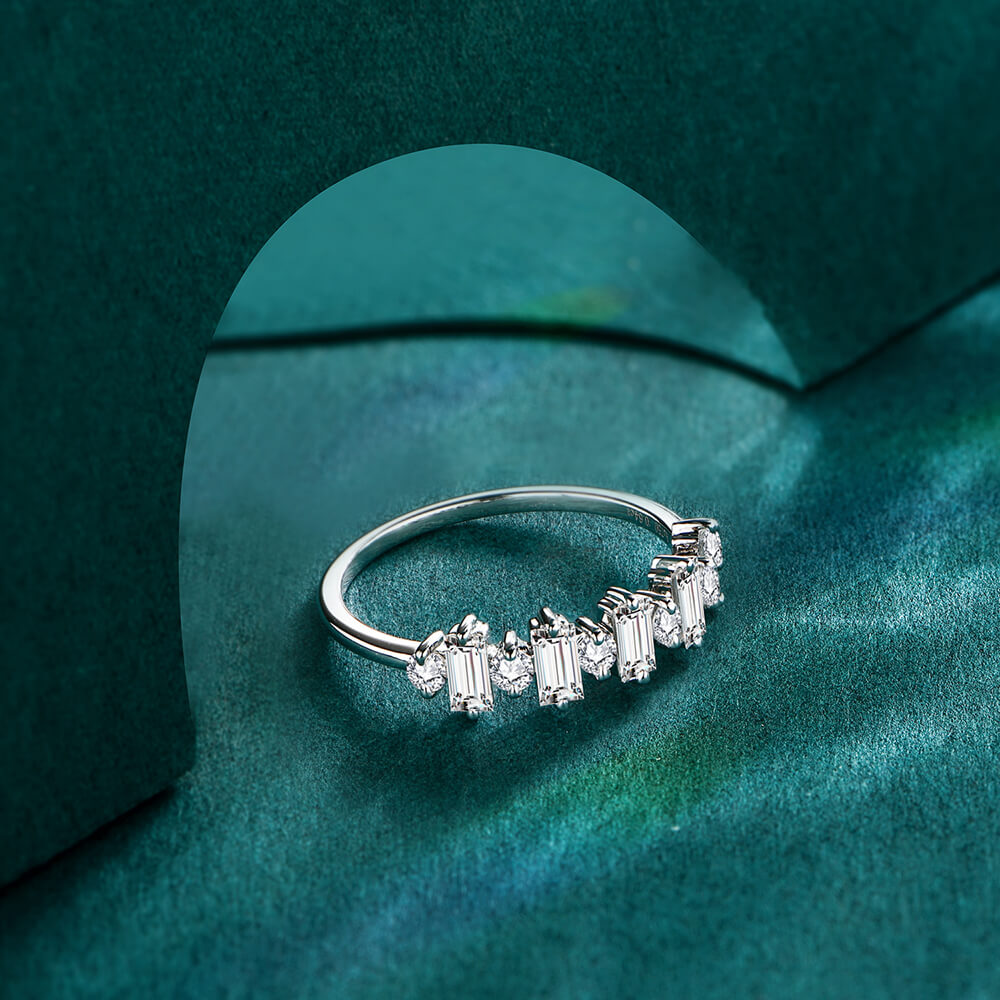 Alternating Baguette And Round Moissanite Wedding Band Ring