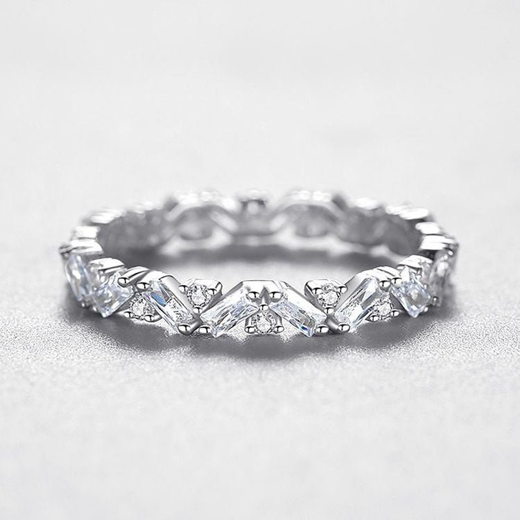 Alternating Emerald Cut And Round Moissanite Eternity Wedding Band Ring