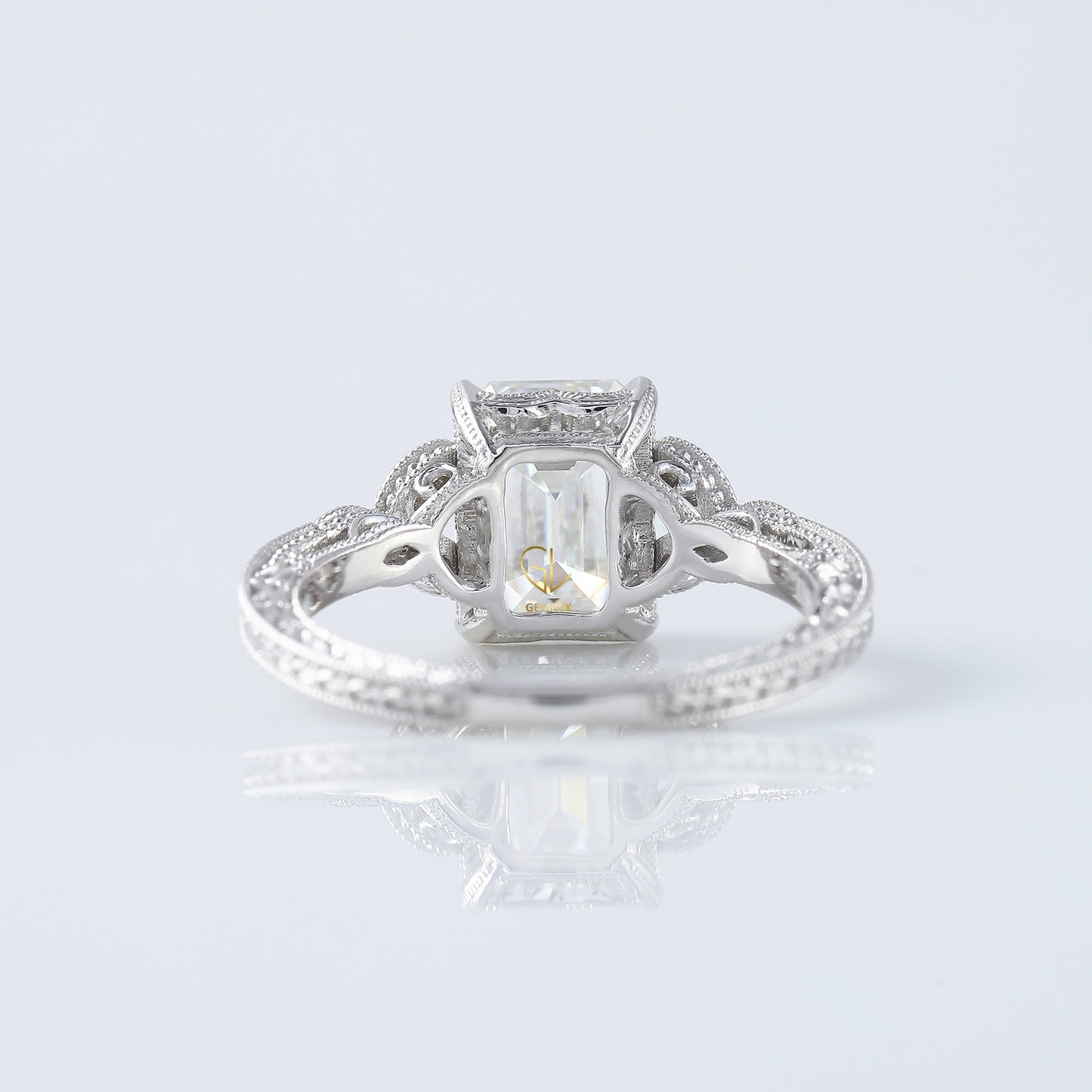Art Deco Vintage Emerald Cut Moissanite Diamond Filigree Ring