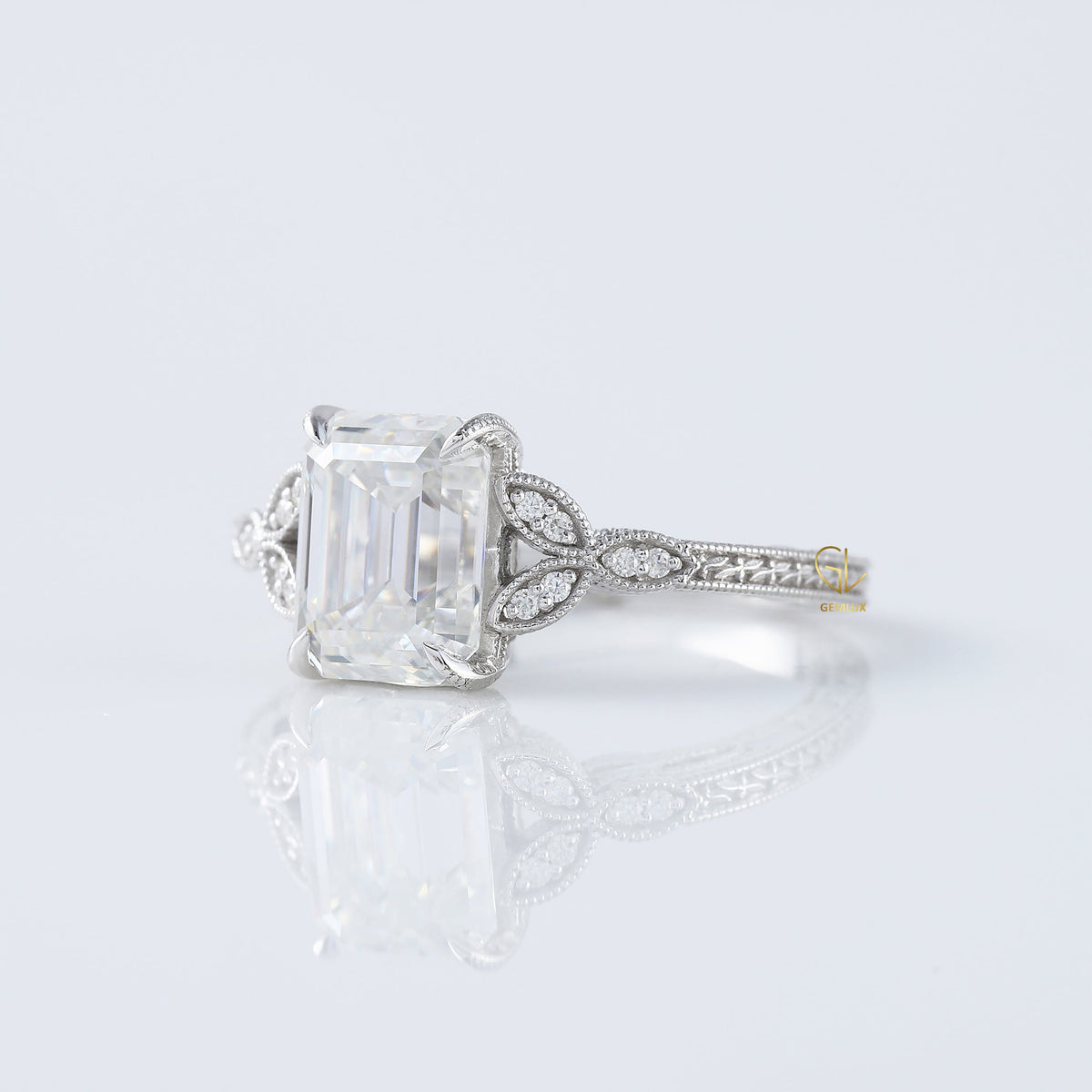 Art Deco Vintage Emerald Cut Moissanite Diamond Filigree Ring