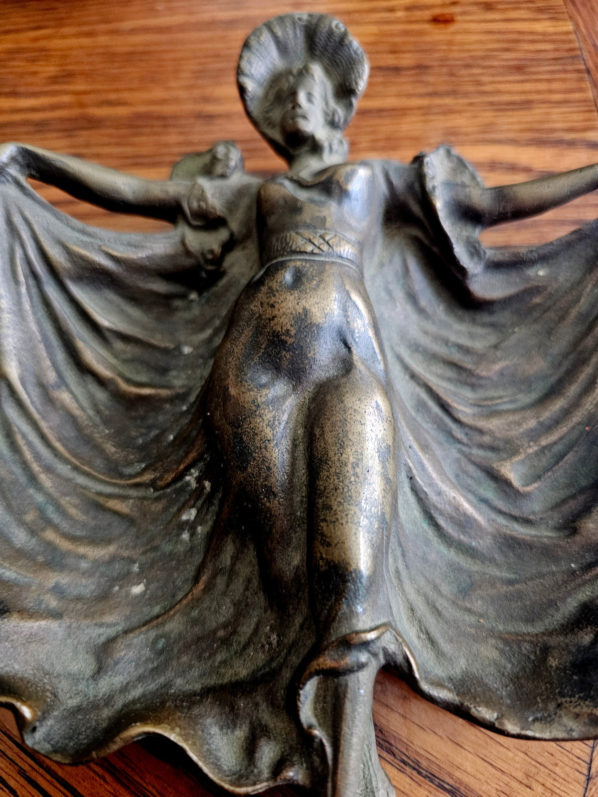 Art Nouveau Loie Fuller Ballerina Figural Dish