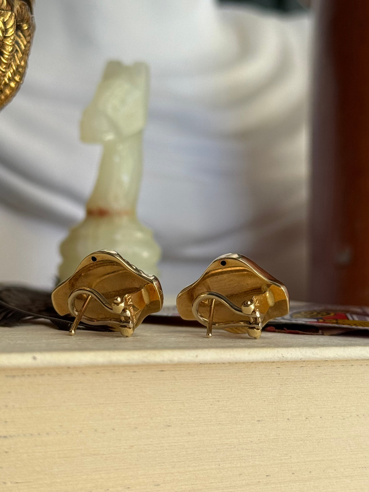 Vintage 14k Italy Classic Omega Back Earrings