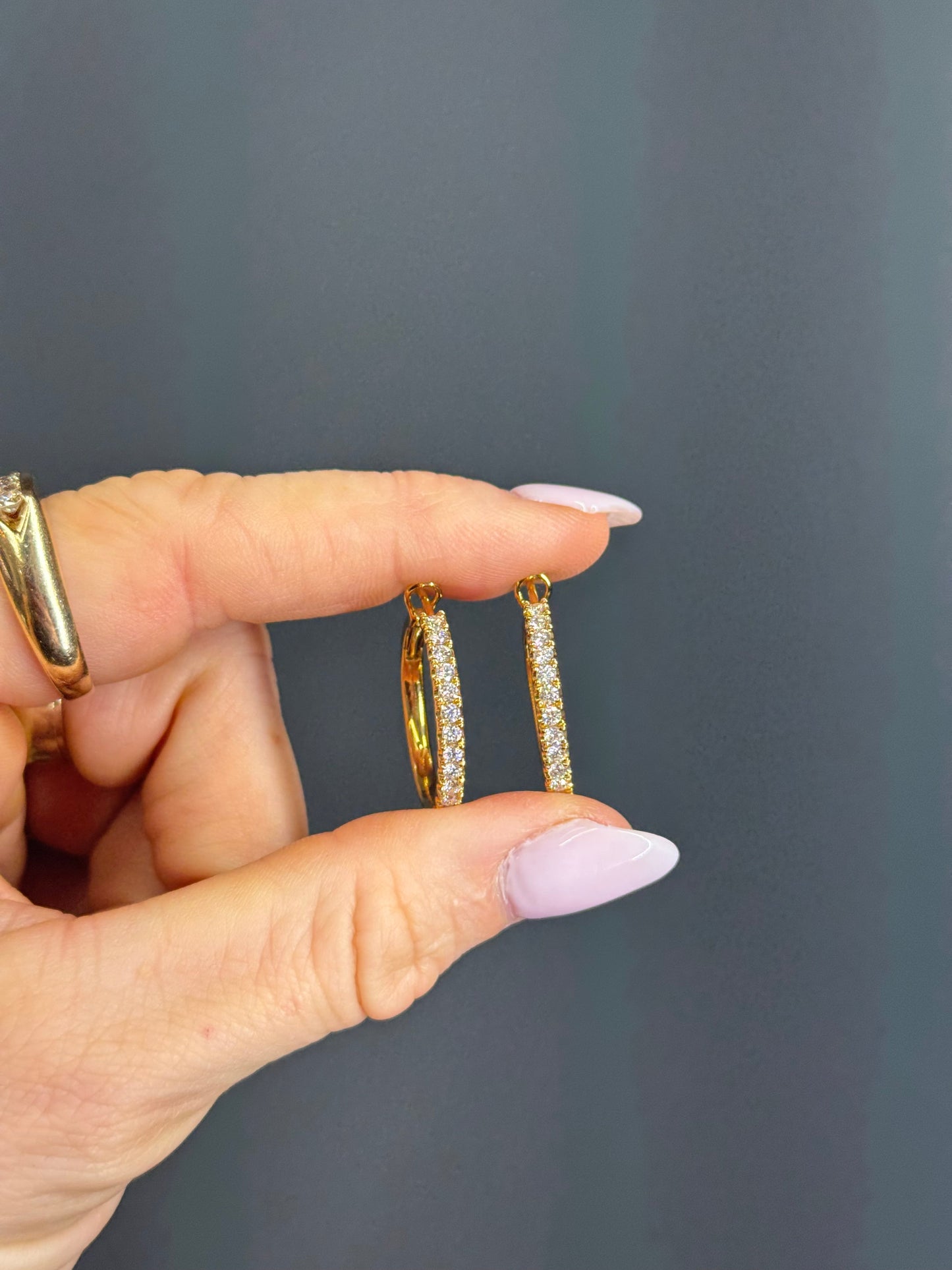 Estate 18k Yellow Gold & Natural Diamond Hoop Earrings 1.0 cttw