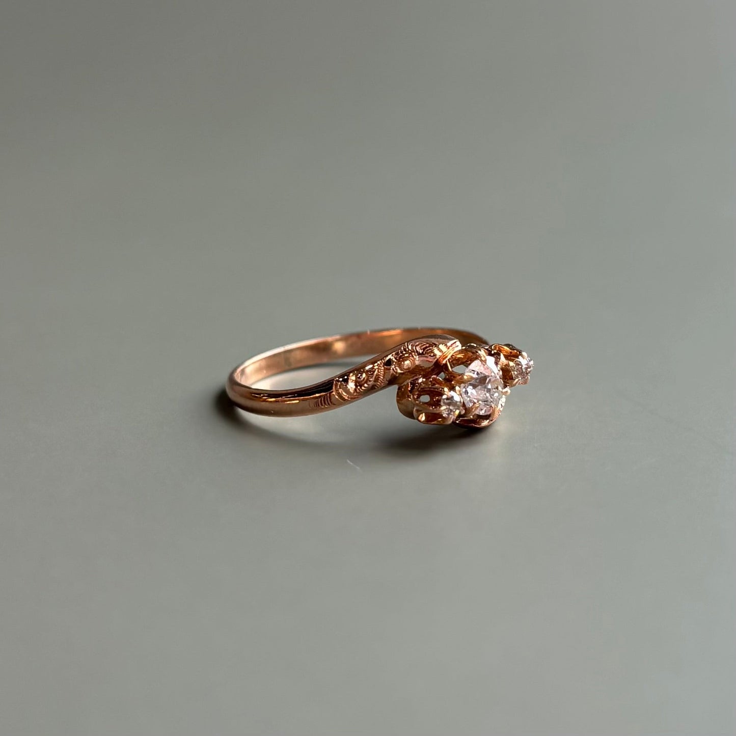 Victorian 0.30 CTW Diamond Ring | 10K Yellow Gold | Vintage