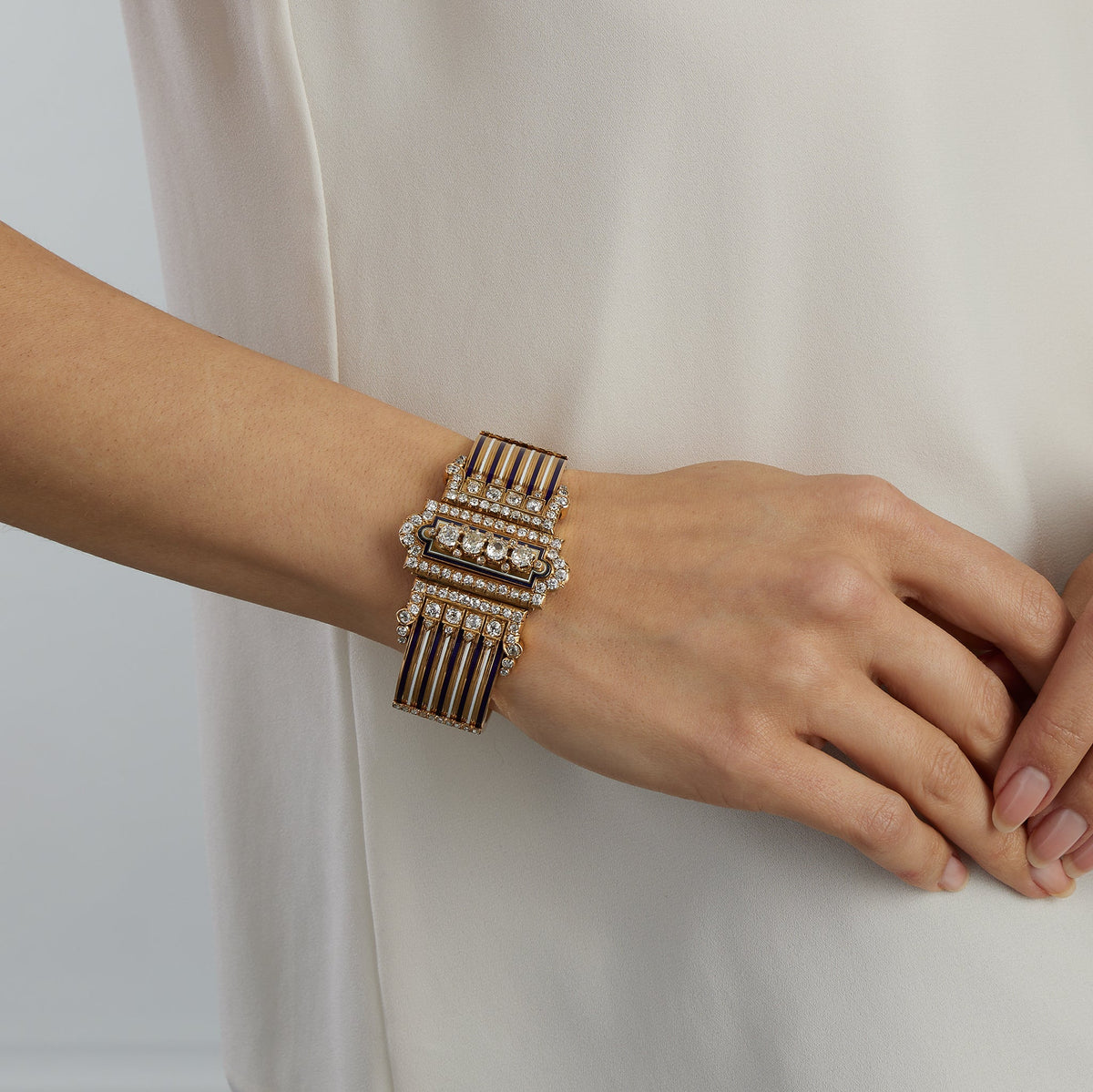 French Diamond and Enamel “Jarretière” Bangle Bracelet