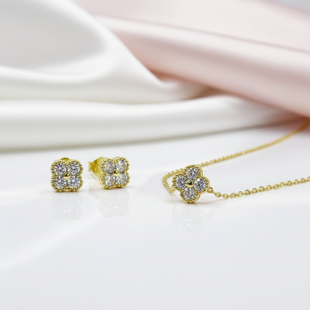 Four Clover Leaf Diamond Option Jewelry Set