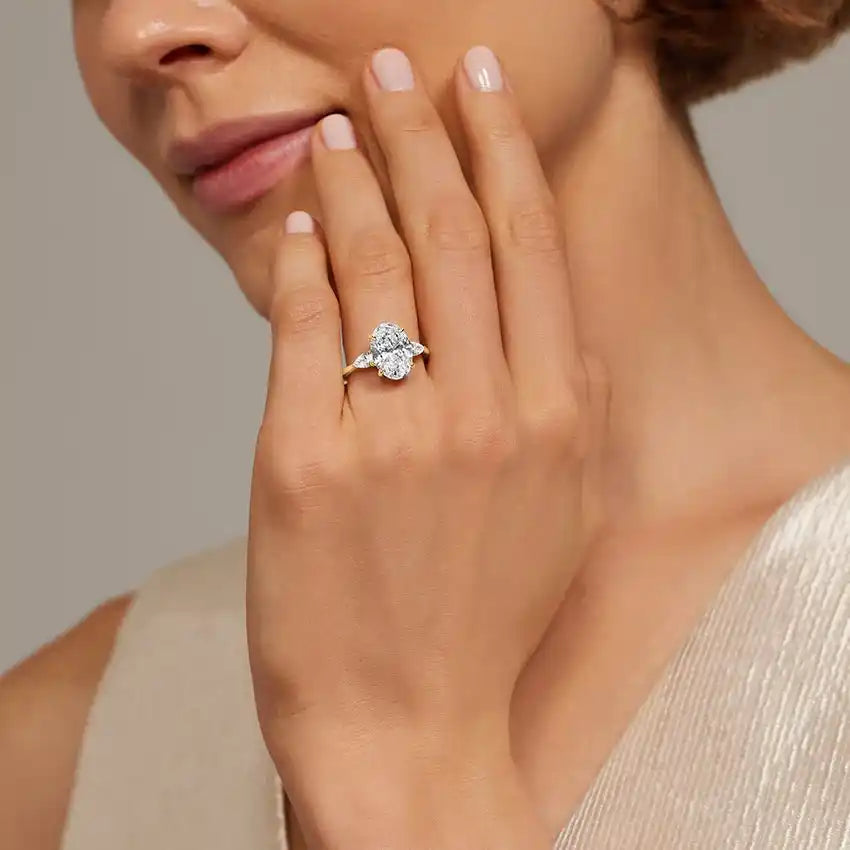 Solarii Moissanite 1.0ct Oval Cut Sterling Silver Engagement Ring