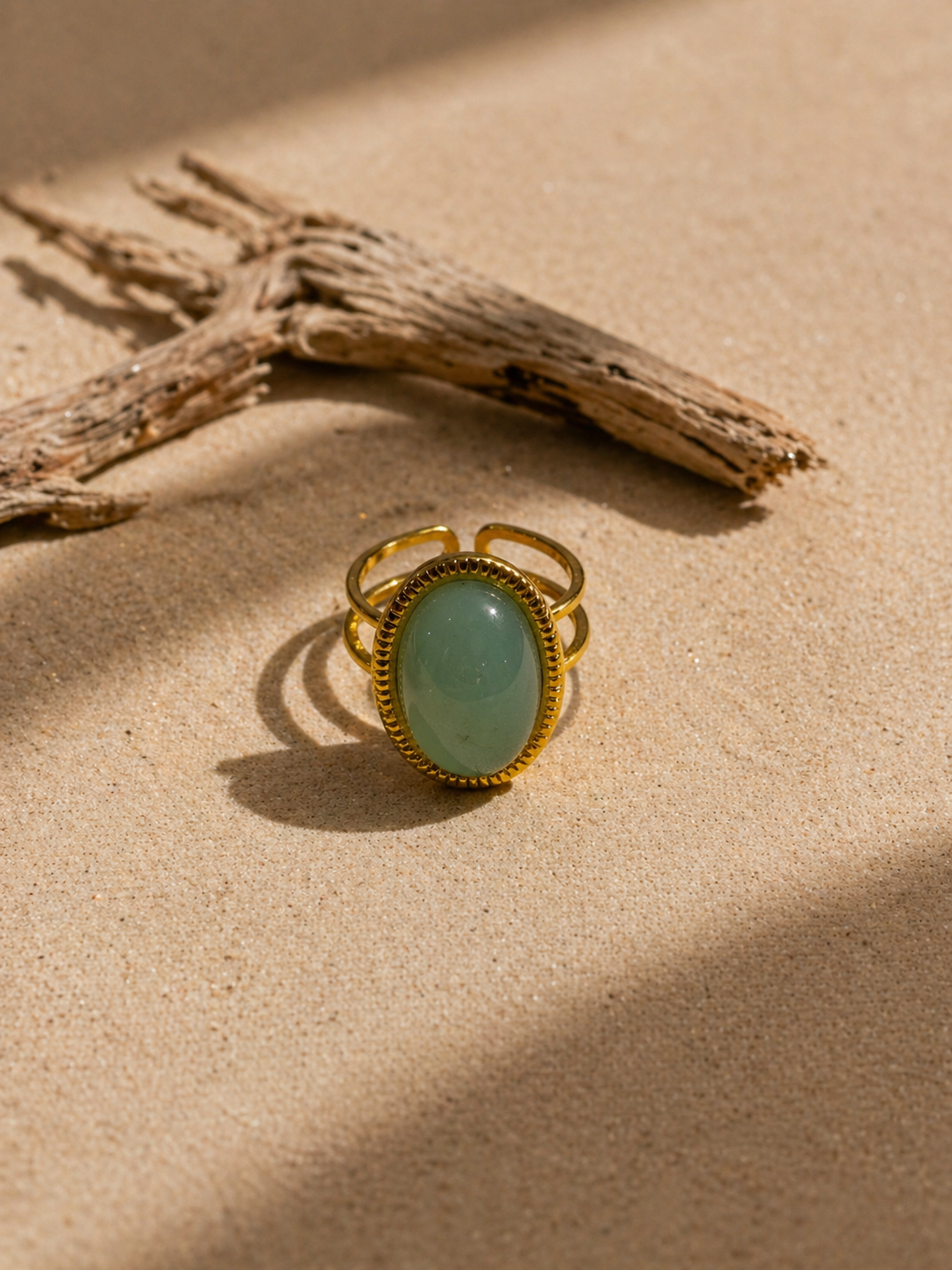 Bague Fidji | Pierre Naturelle Ovale Dorée – Univers Végétal