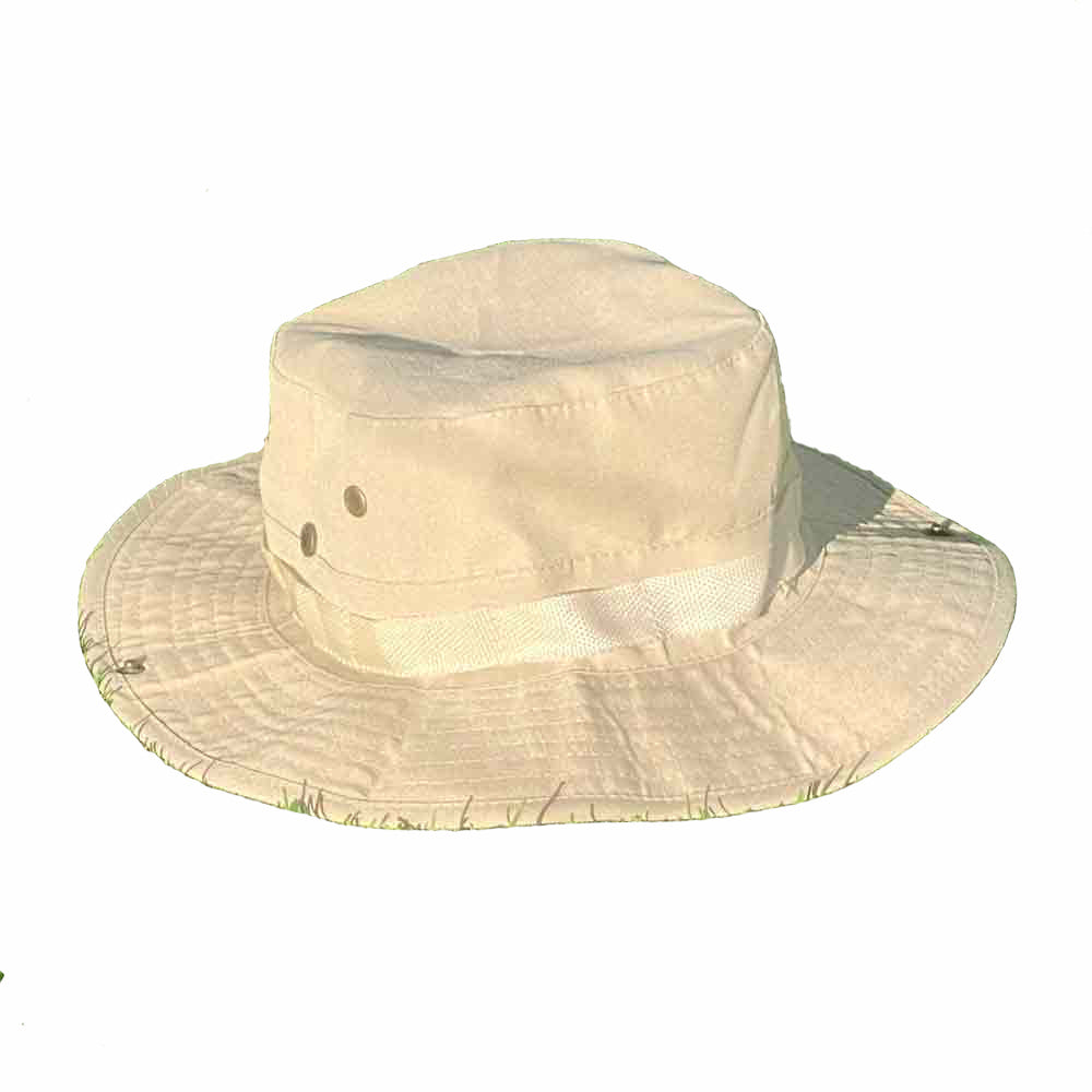 Wide-brimmed Hat