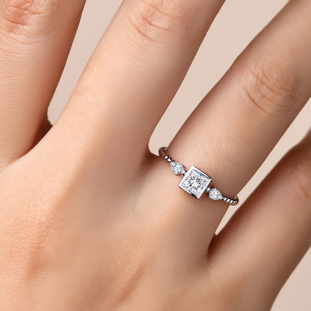 Bezel Princess Moissanite Twisted Rope Bead Engagement Ring