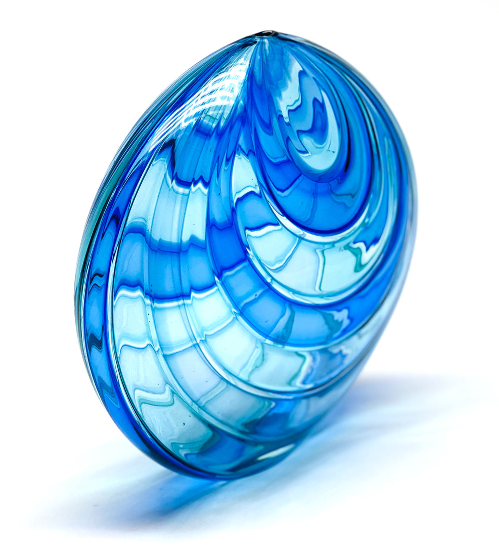Glass "Optica - Wave" by Jonathan Swanz