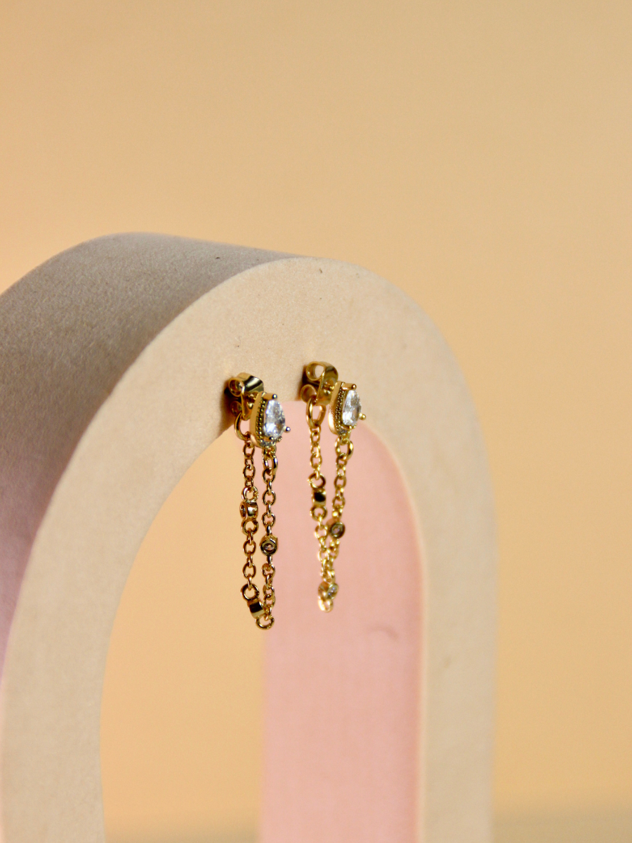 Clover chain earrings - white zircon stones