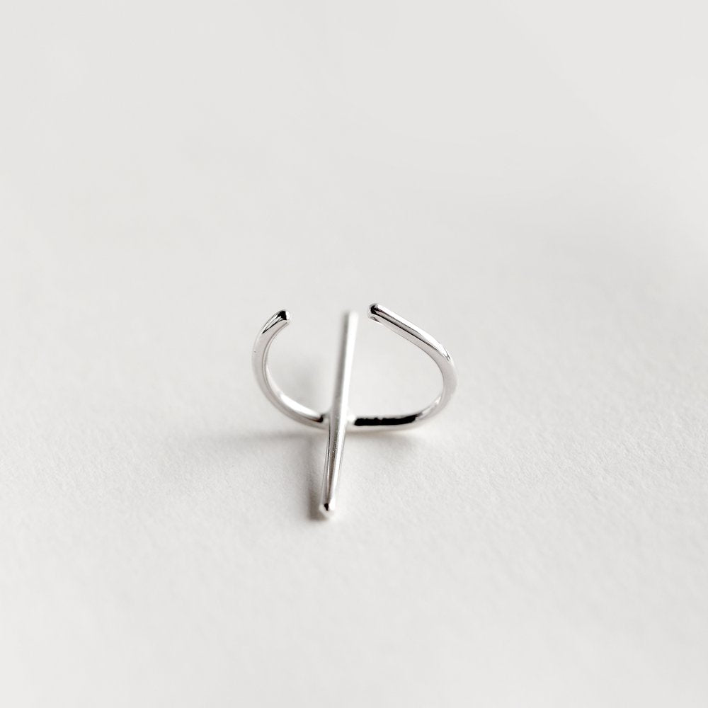 LINE 04 EAR CUFF