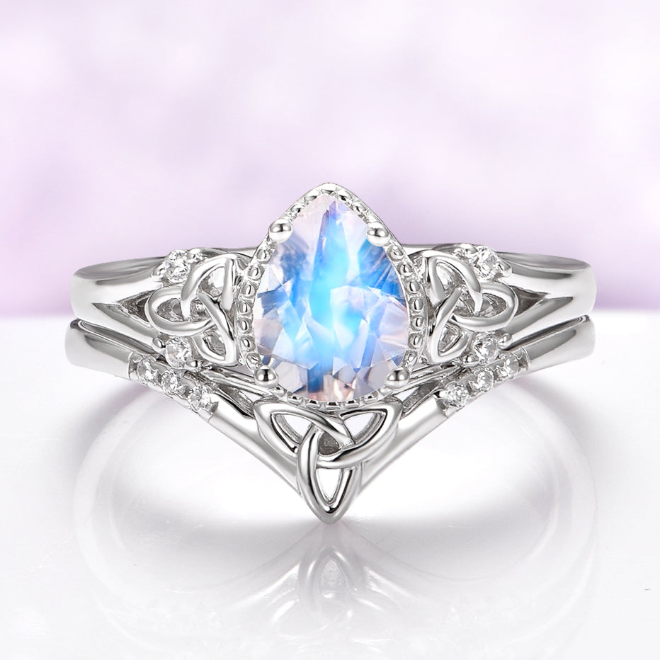 Celtic Knot Moonstone Ring Set in Sterling Silver