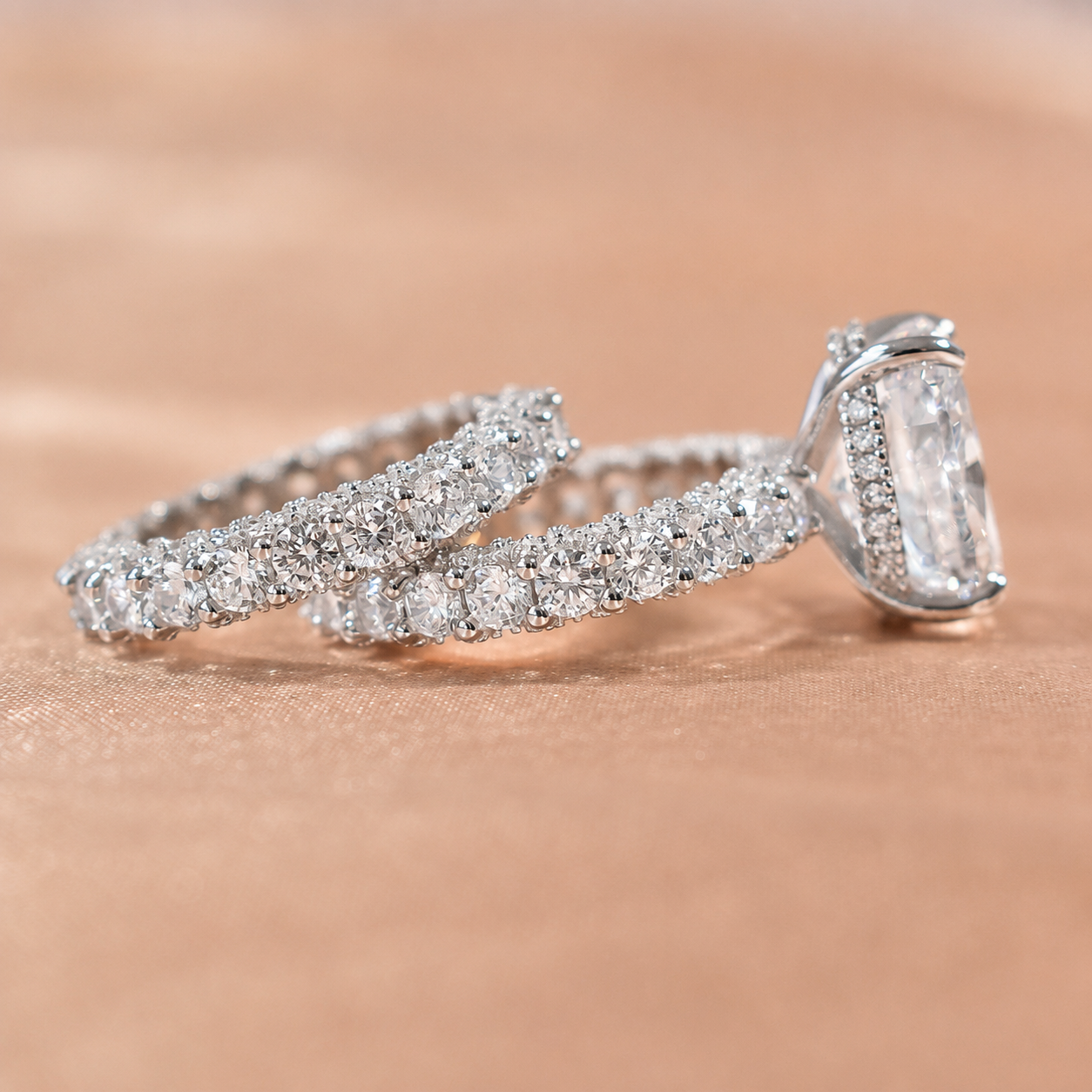 Elegant 8.0ct Oval Cut Wedding Ring Set in Sterling Silver