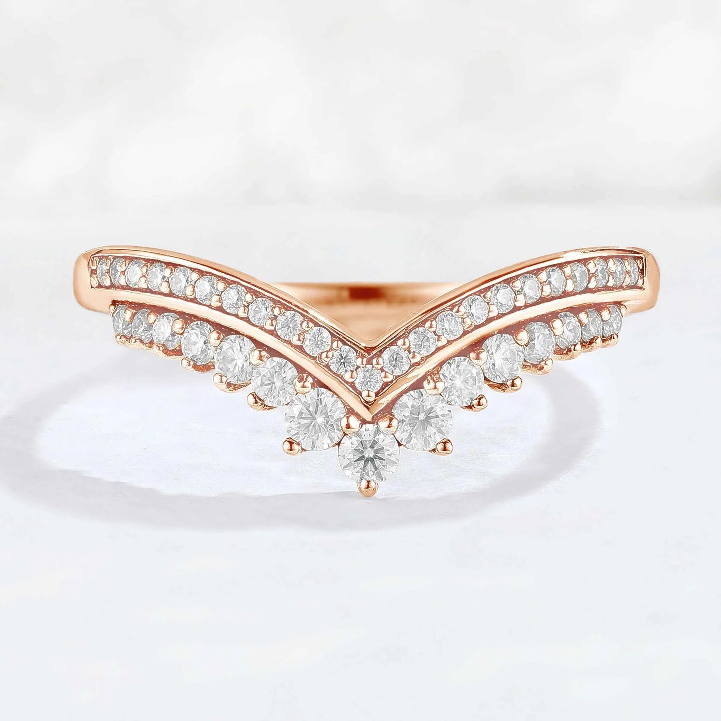 Chevron Round Cut Moissanite Stacking Stacking Silver Ring