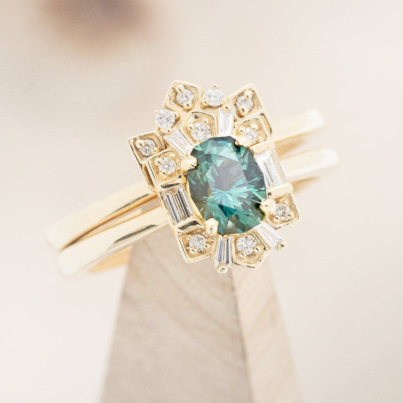 "Cleopatra" - Montana Sapphire Engagement Ring With Diamond Halo & Tracer