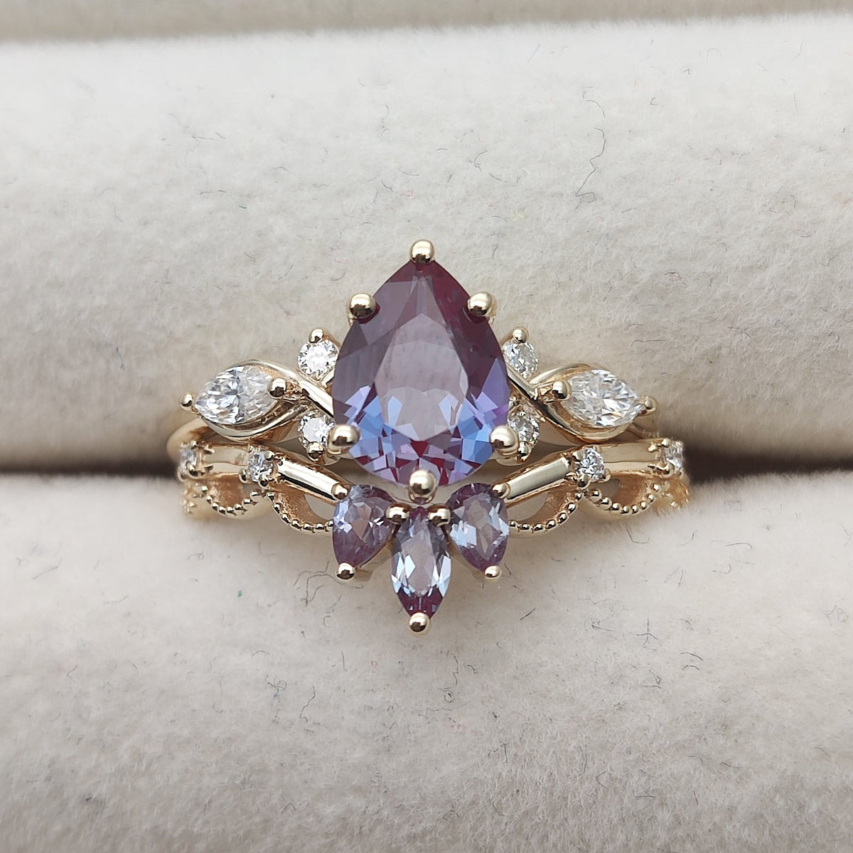 Cluster Pear Cut Alexandrite Gemstone Ring Set
