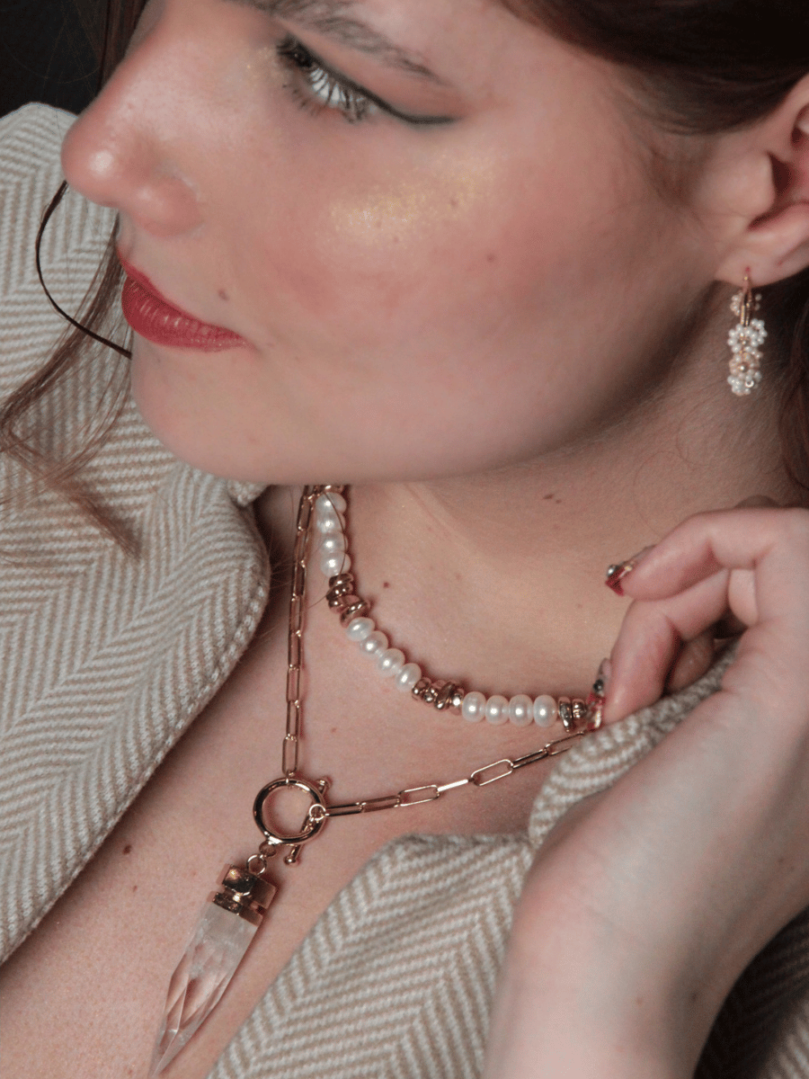 ALEJANDRA necklace - Semi-precious stone pendulum pendant