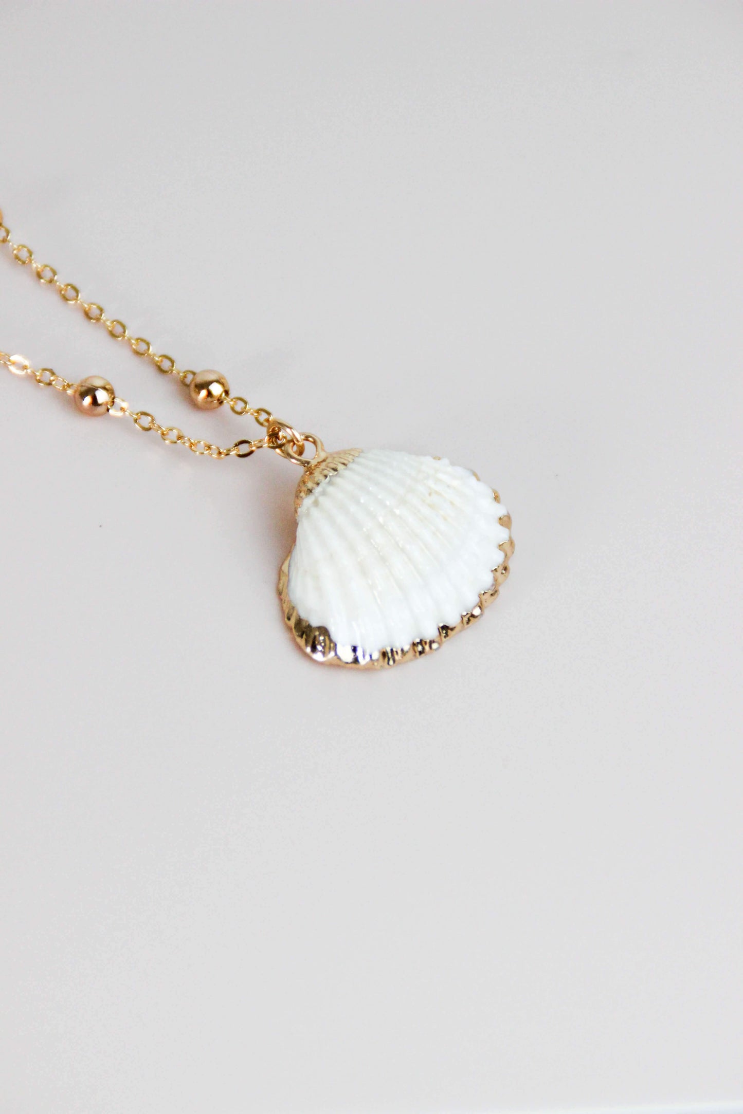 BEACH necklace