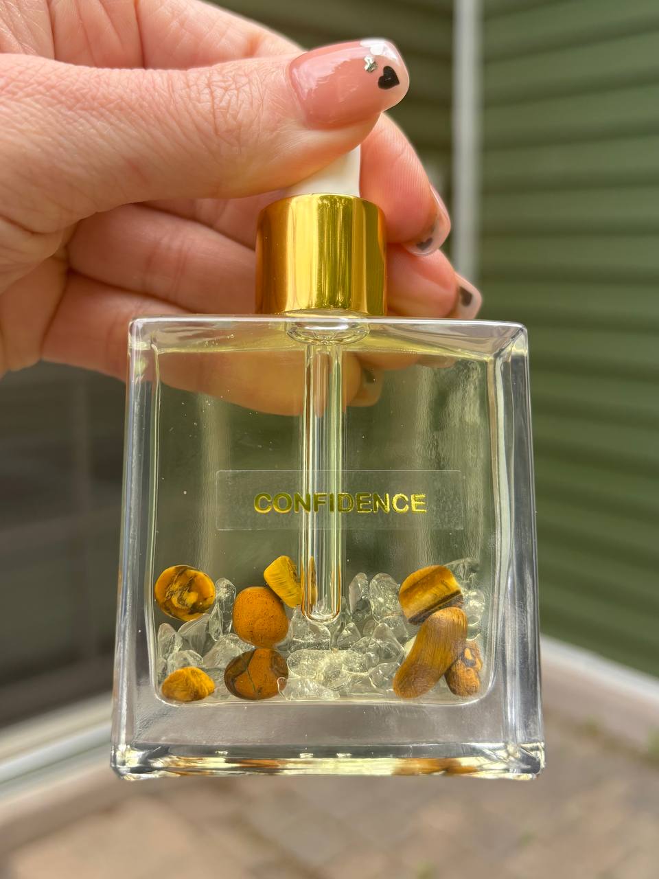 Confidence Oil