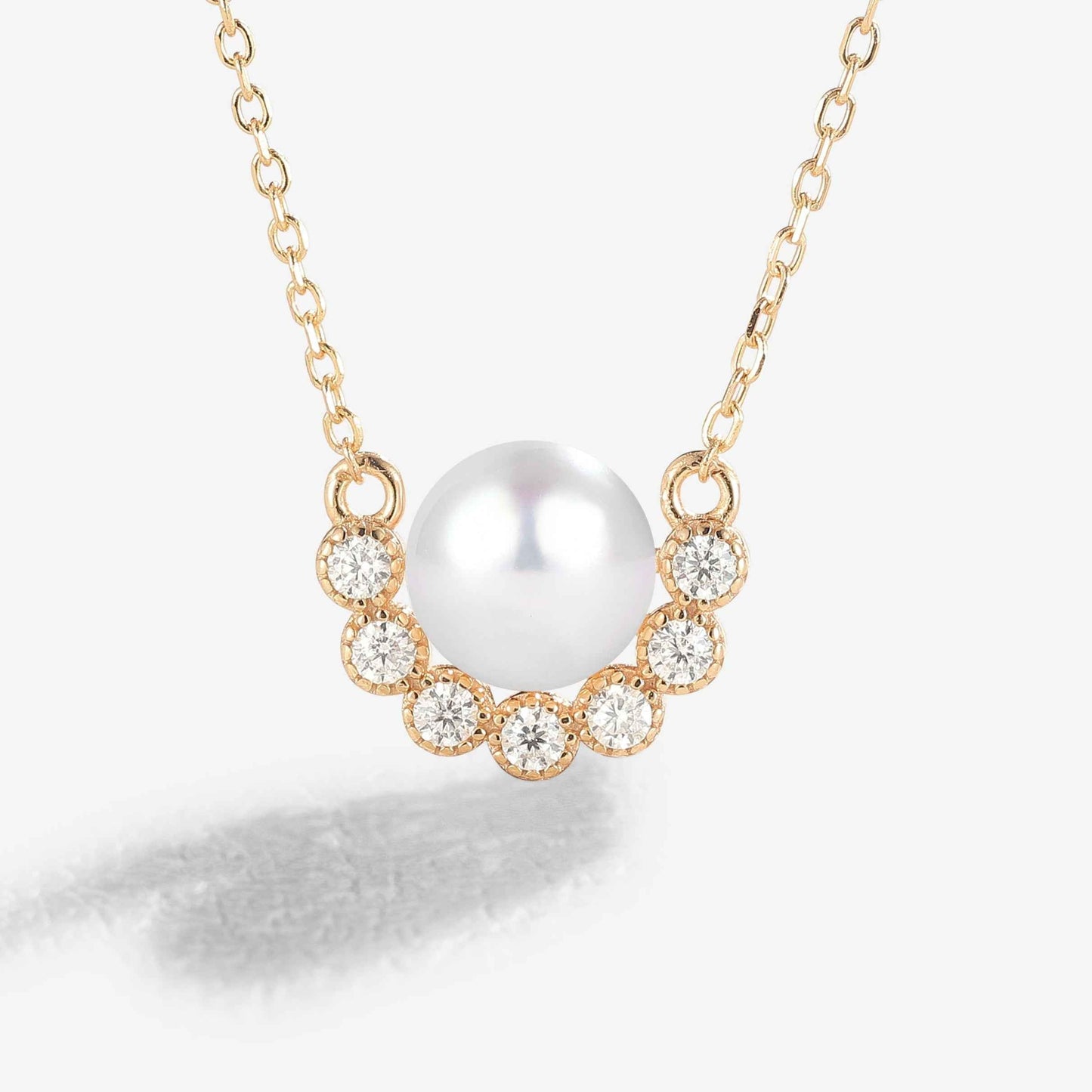 Crown 7.0-8.0 mm 16 inch  Akoya Pearl Gold Necklace