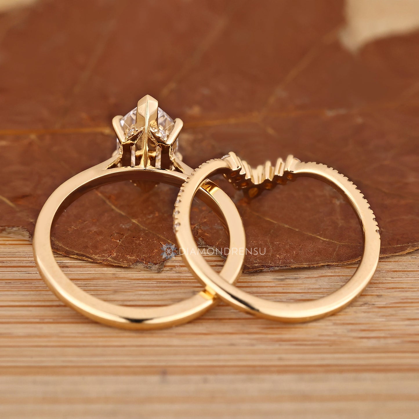 Dutch Marquise Wedding Ring In Tapered Shank