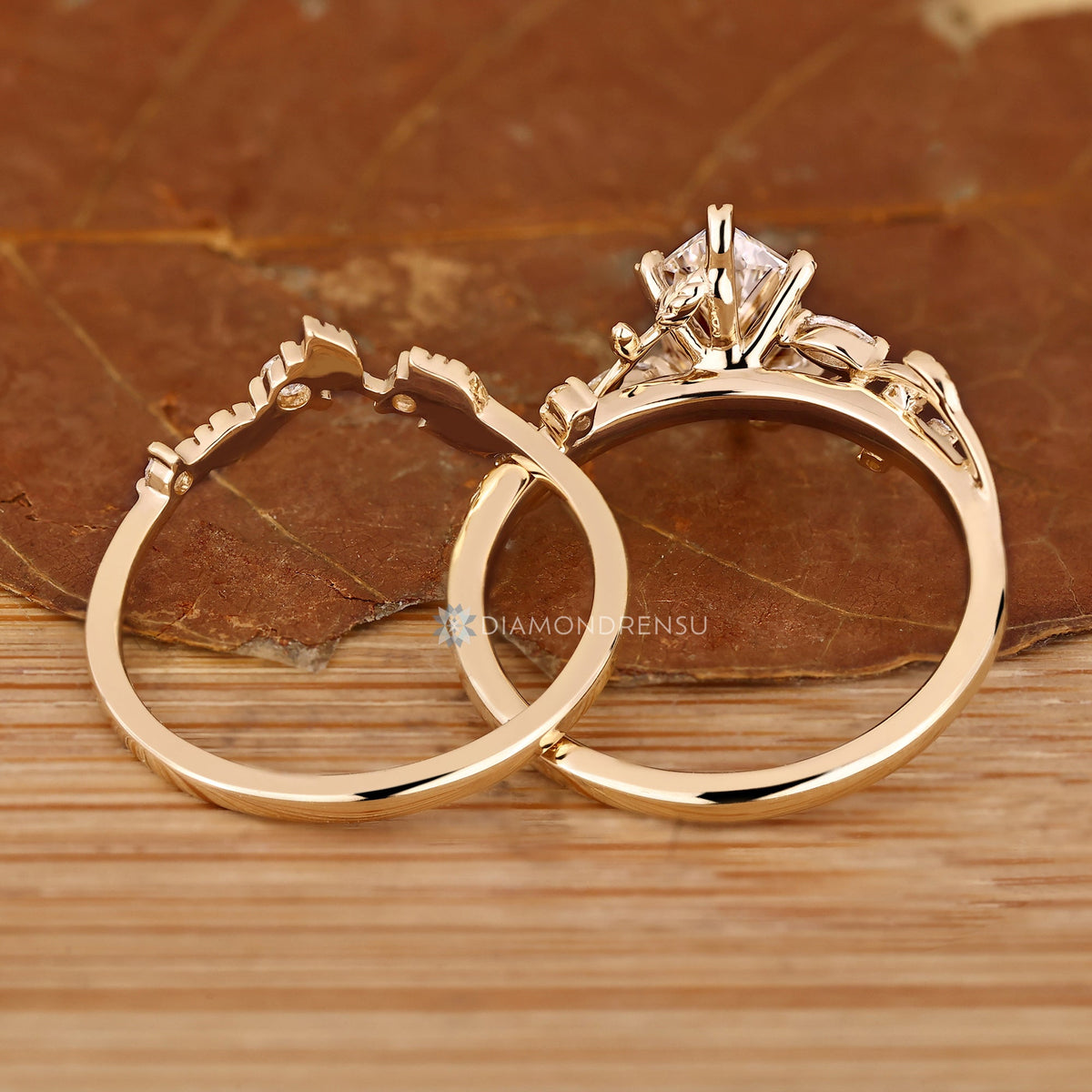 Dutch Marquise Wedding Ring In Nature Inspired Style