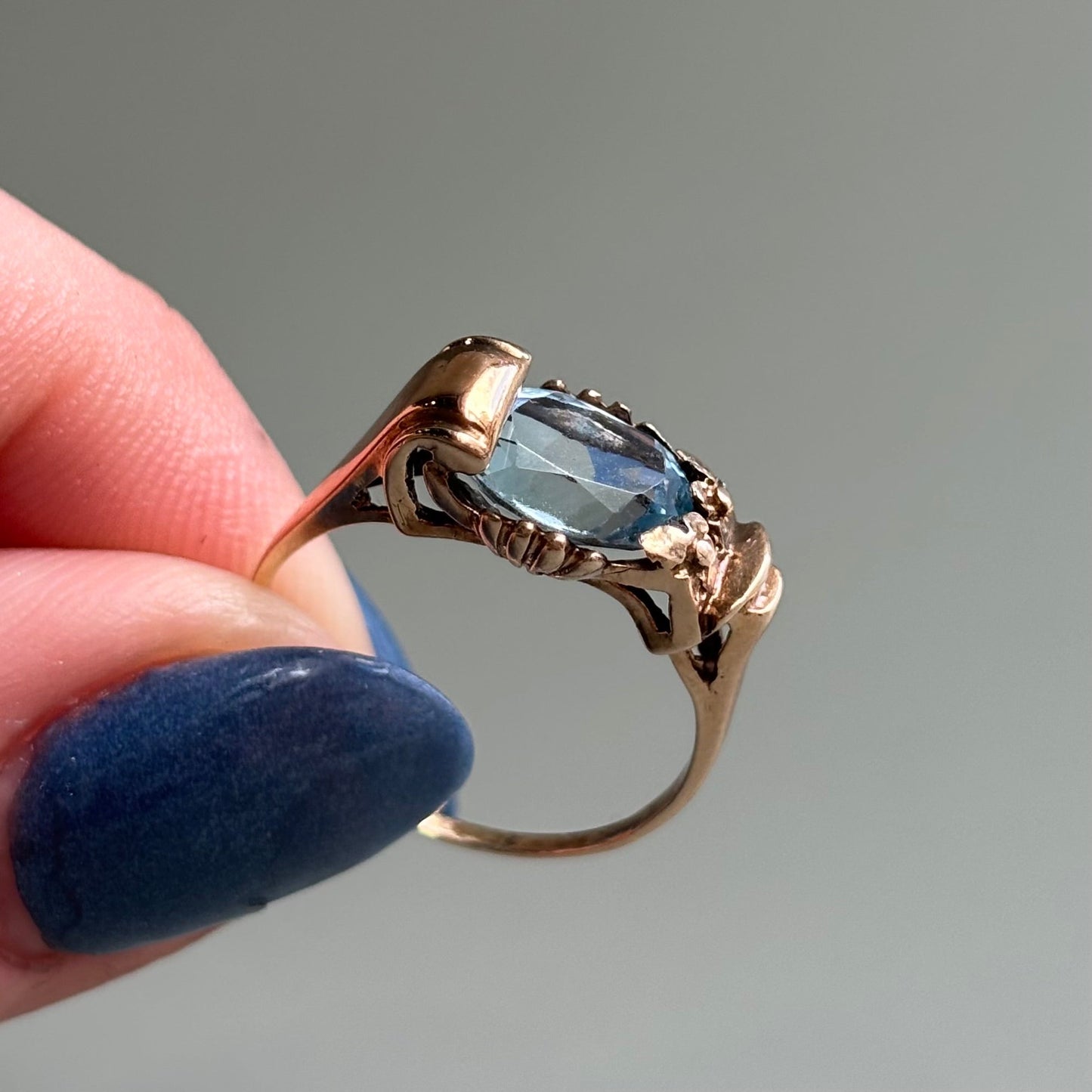 Victorian Aquamarine Ring | 14K Yellow Gold | Vintage
