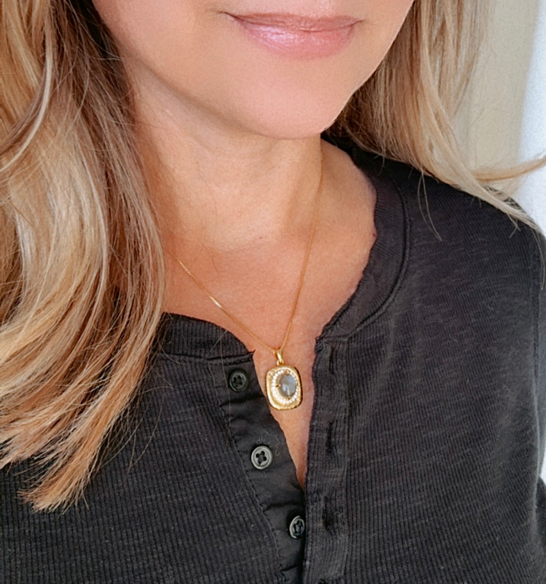 Gold Filled Oval Labradorite Pendant Square Framed Gemstone Pave Necklace Figaro Box Chain