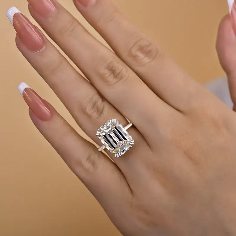 Luxurious Emerald Cut 11.5ct 925 Sterling Silver Engagement Ring