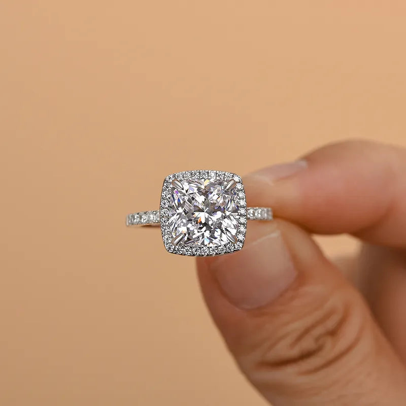 Charming Cushion Cut 4.0ct Halo Design Engagement Ring In Sterling Silver