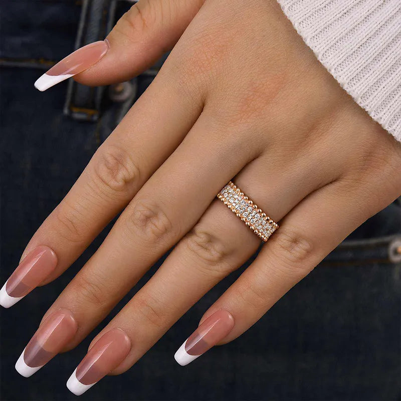Refined 925 Sterling Silver Round Cut Wedding Ring