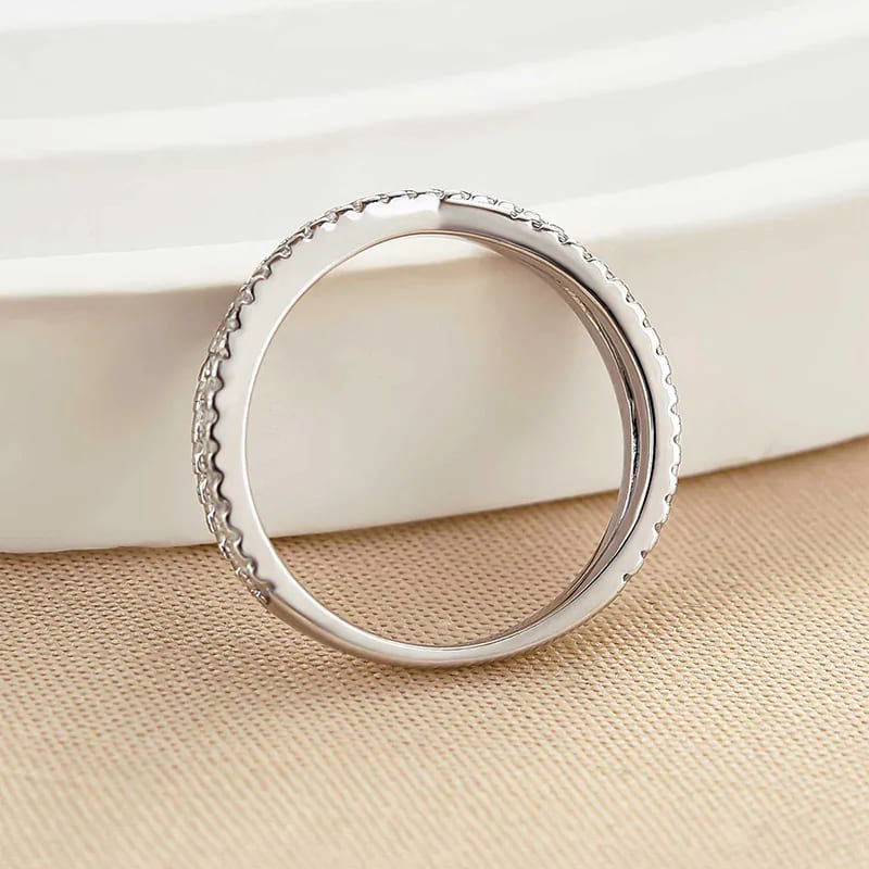 925 Sterling Silver Cross Wedding Band with Round Cut