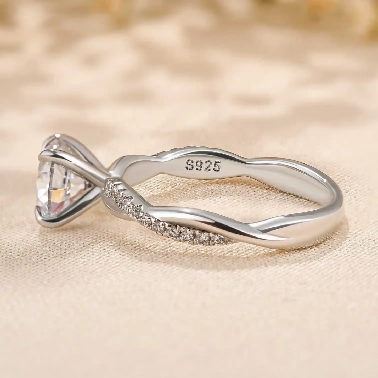 Radiant Round Cut 1.25ct Engagement Ring In 925 Sterling Silver