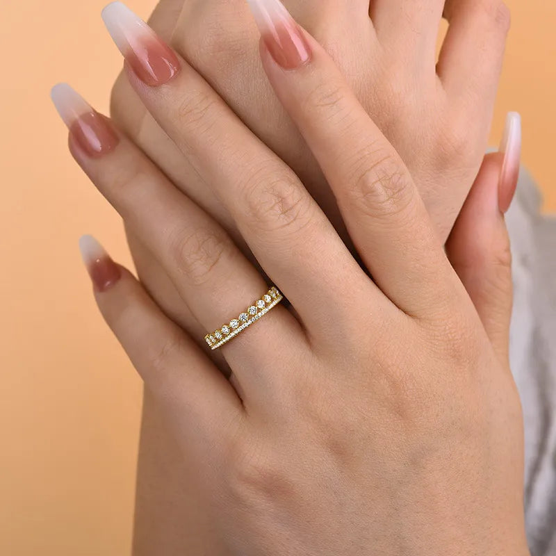 Opulent 925 Sterling Silver Round Cut Wedding Ring