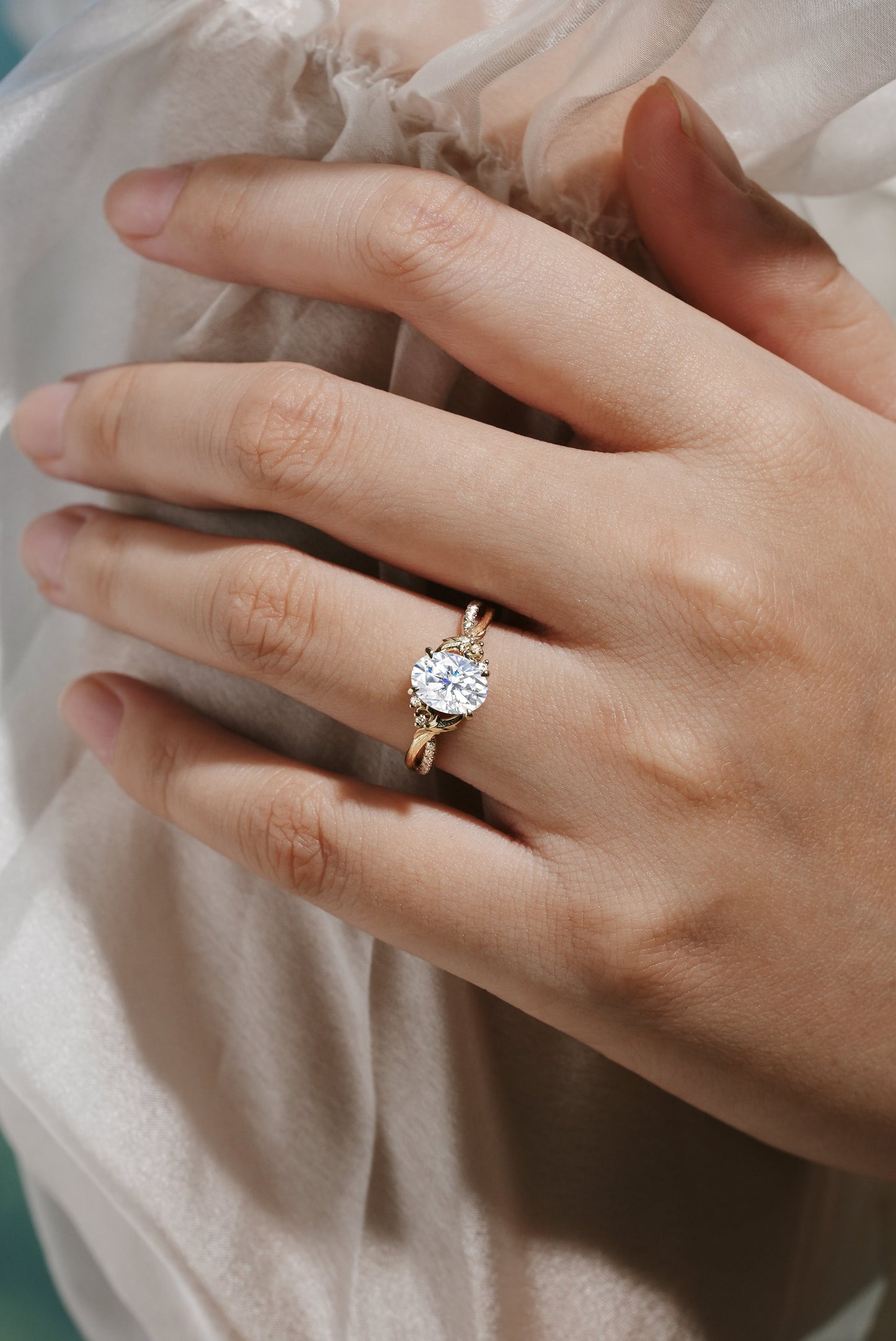 Oval Cut Moissanite Engagement Ring With Leaf Bark Texture