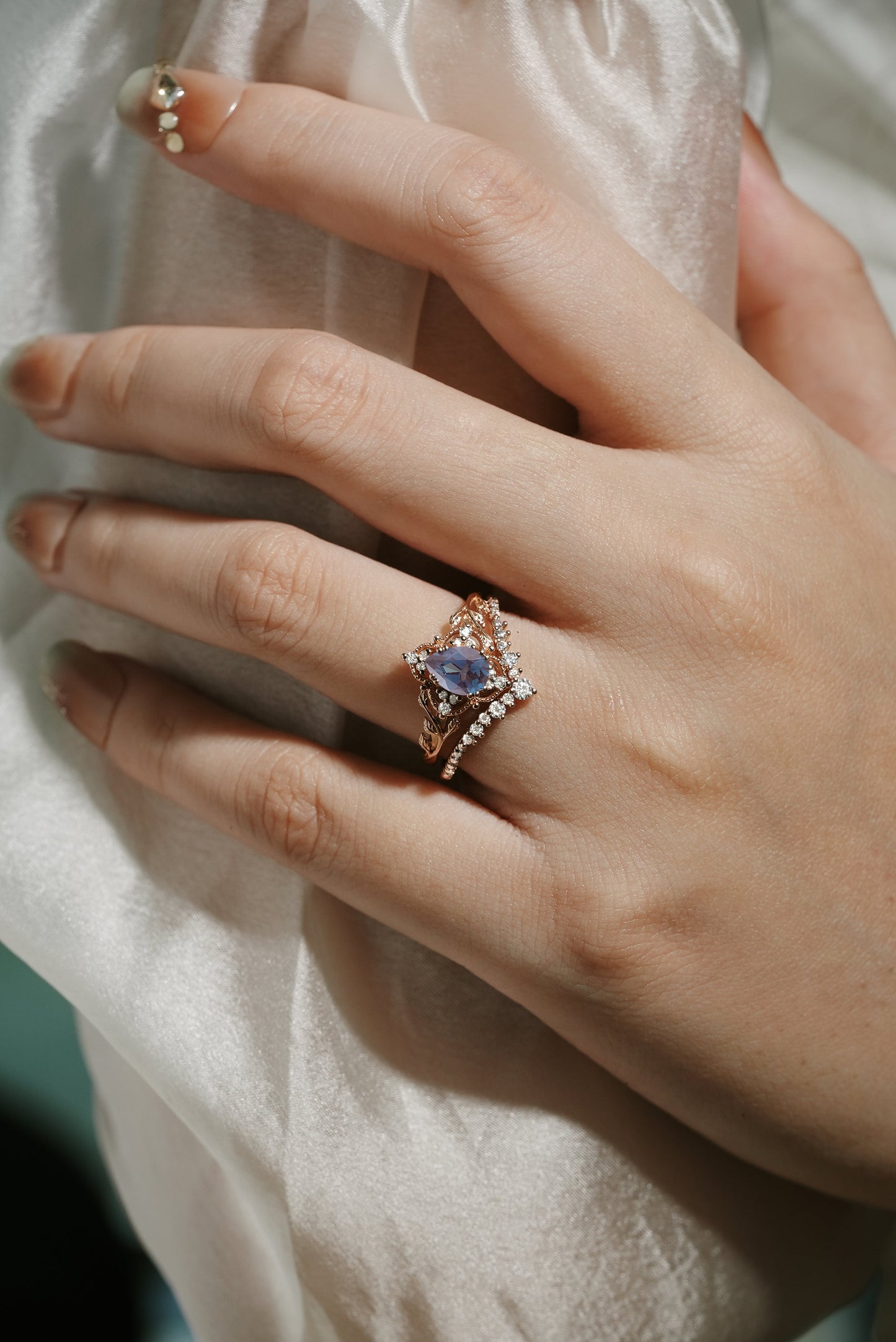 Pear Cut Alexandrite Leaf Bridal Sets 2pcs