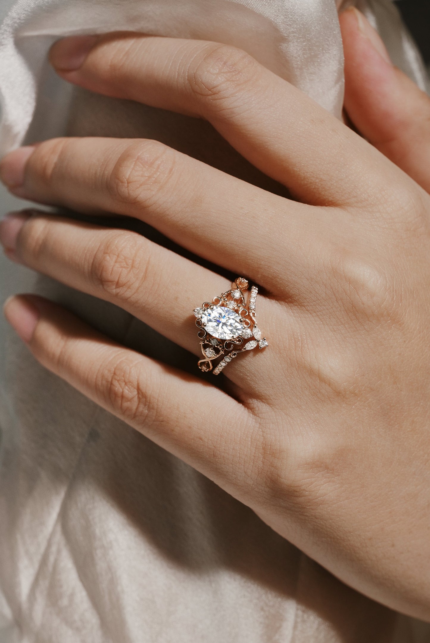 Vintage Oval Cut Moissanite Engagement Ring Set 2pcs