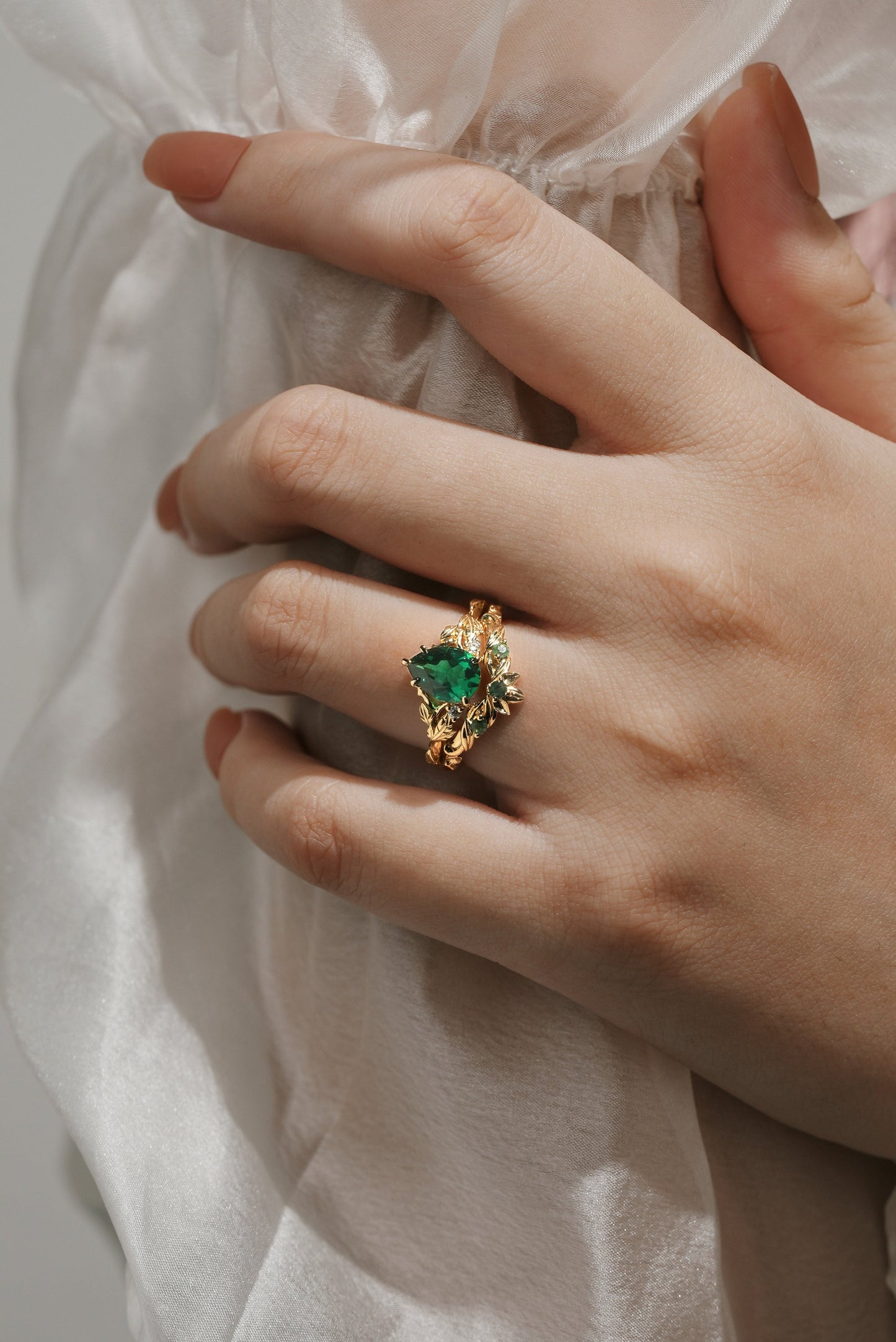 Pear Cut Lab Created Emerald Leaf Bridal Sets 2pcs