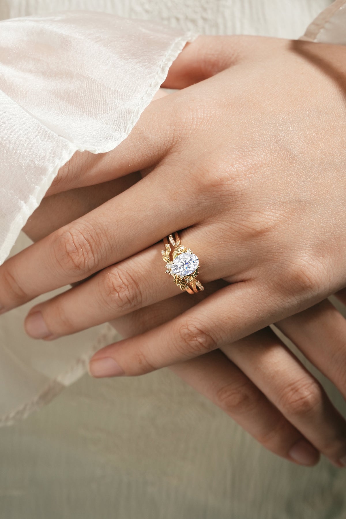 Moissanite Engagement Ring With Leaf Bark Texture Ring Set 2pcs