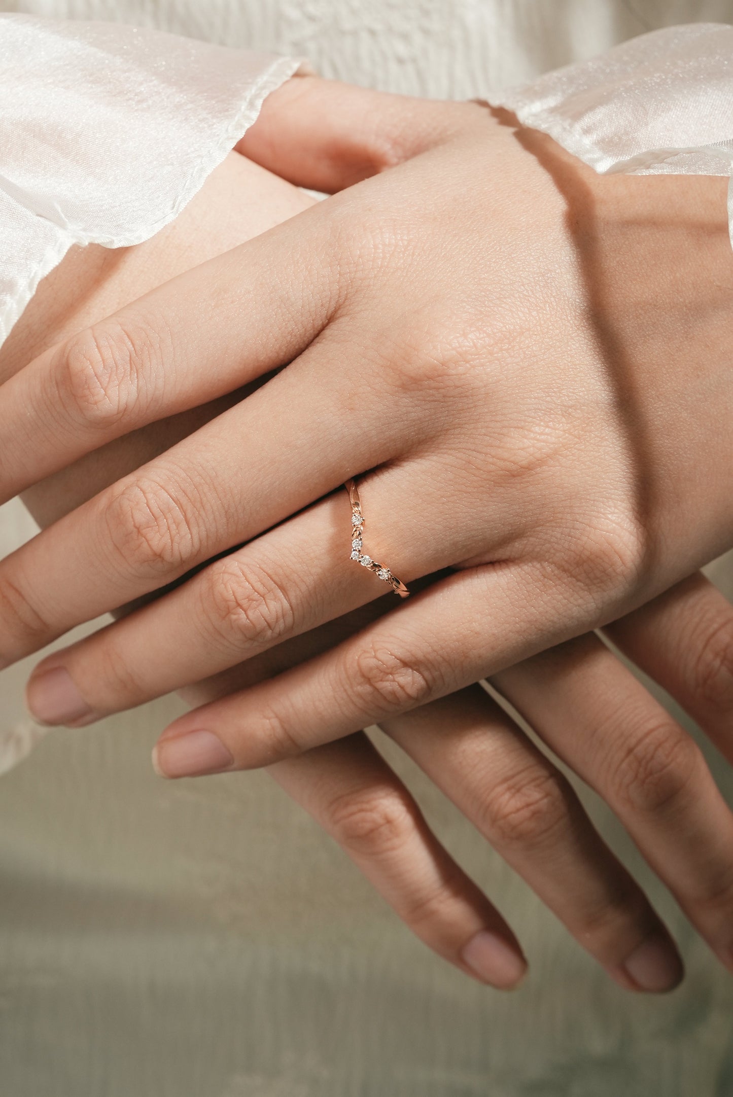 V Shaped Leaf Moissanite Stackable Wedding Band