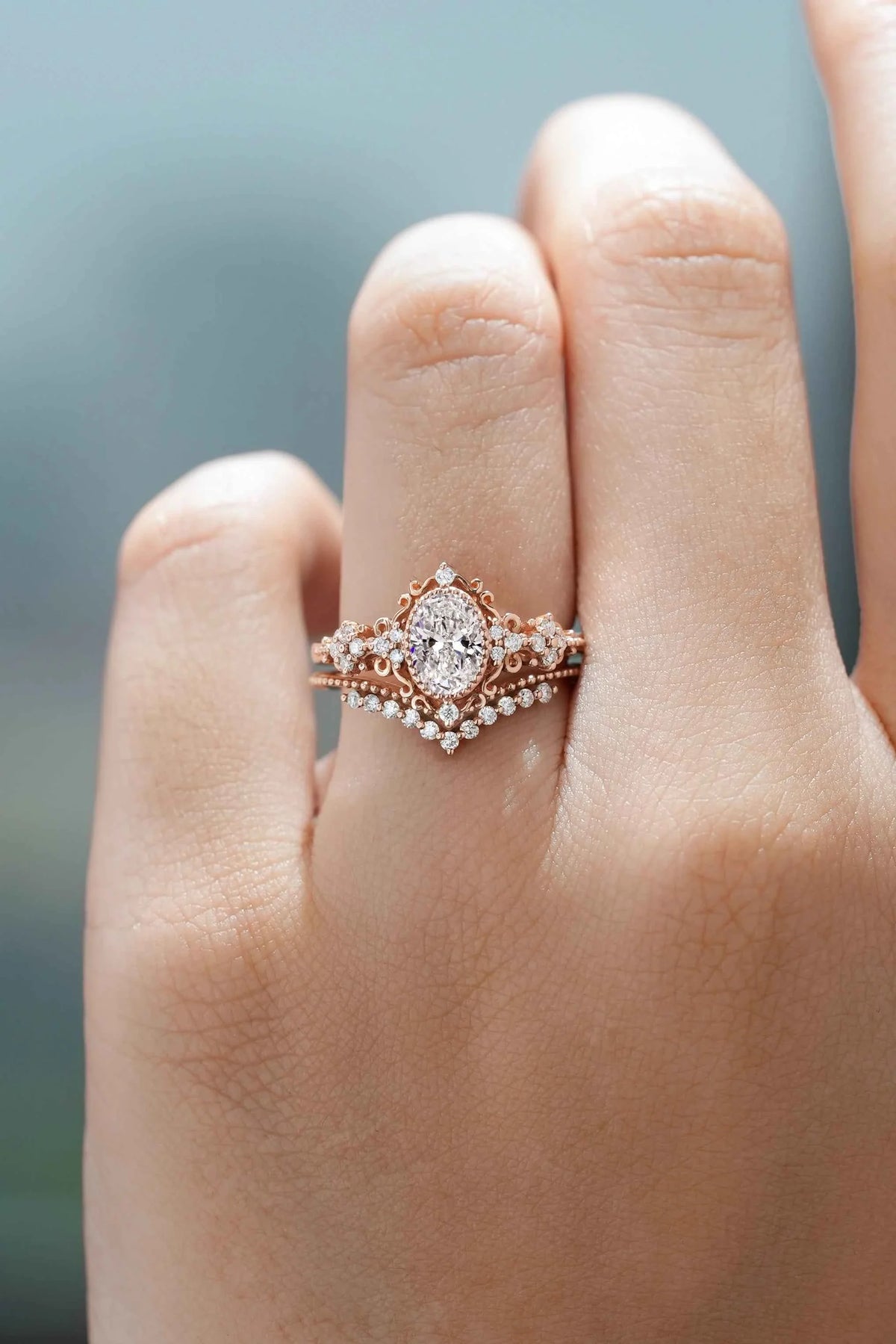 Signature Vintage Oval Cut 1.0ct Lab Diamond Engagement Bridal Set Rings